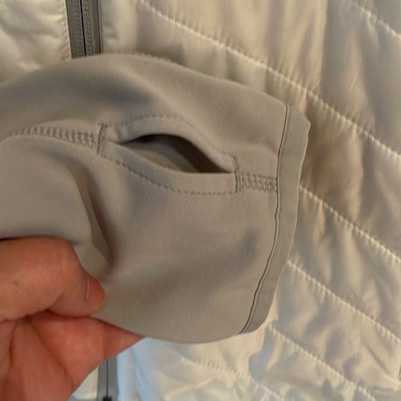 Marmot Variant Woman’s Insulated Jacket, White/Grey. Size XL - Picture 7 of 13